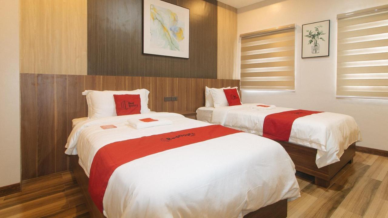 Reddoorz Plus @ Bez Tower And Residences San Juan San Juan  Екстериор снимка