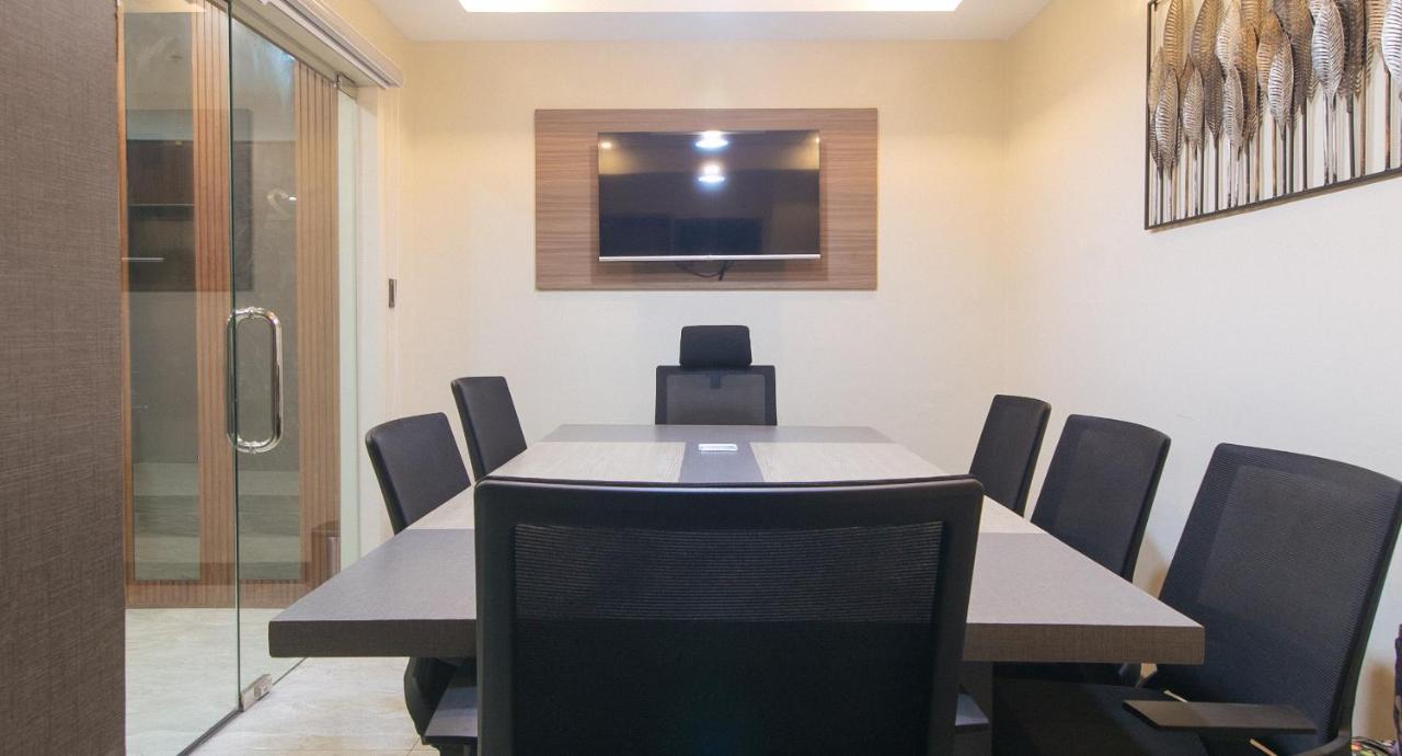 Reddoorz Plus @ Bez Tower And Residences San Juan San Juan  Екстериор снимка