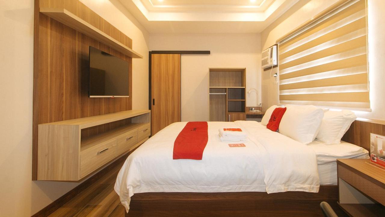 Reddoorz Plus @ Bez Tower And Residences San Juan San Juan  Екстериор снимка